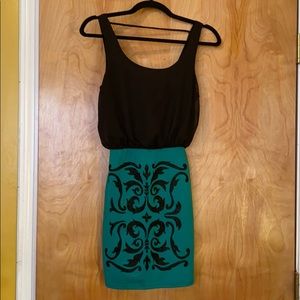 Black/green blouson dress. Size medium, like new!